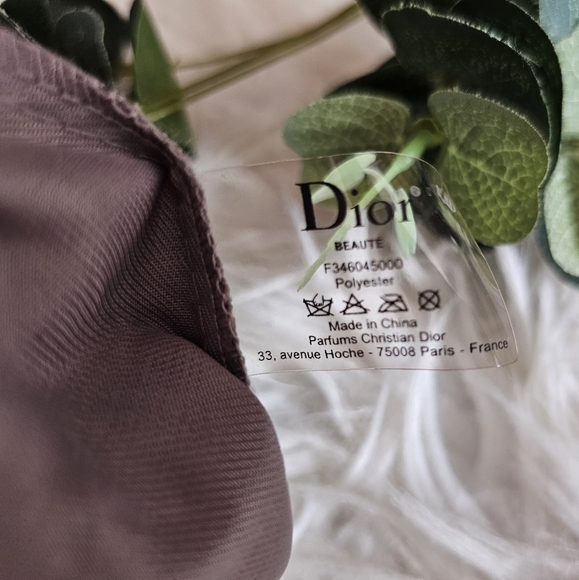 Dior: 4 pc Playcards + dustbag 💯 - Picture 8 of 9